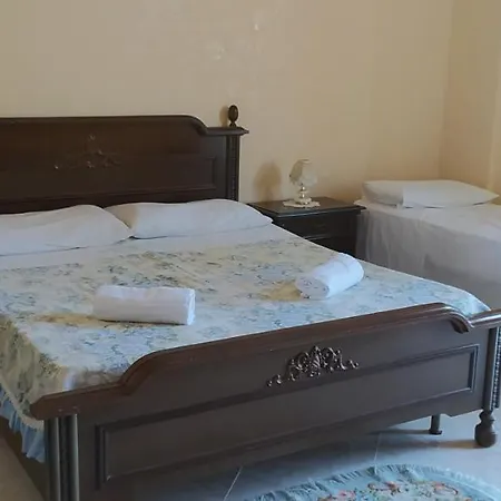 Affittacamere Casa V *